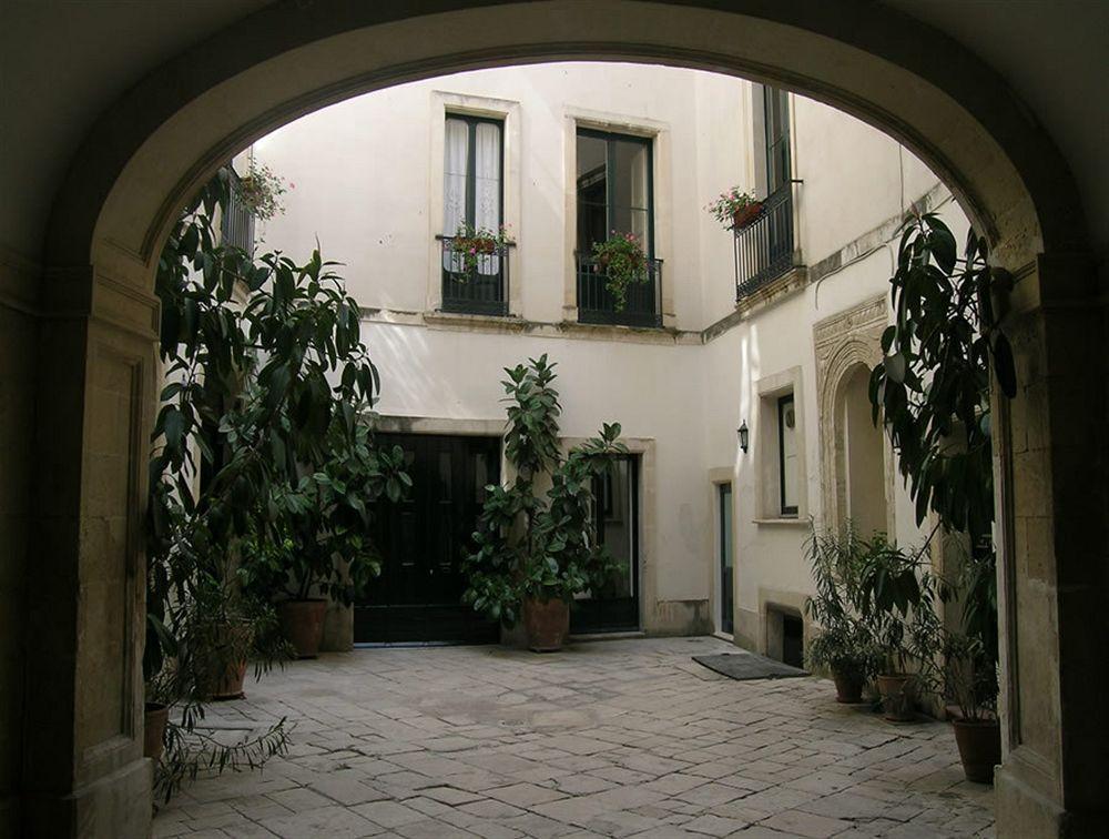 ليتشي Palazzo Bernardini Suites المظهر الخارجي الصورة