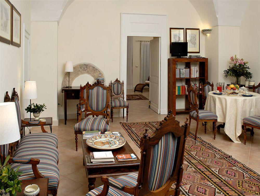 ليتشي Palazzo Bernardini Suites المظهر الخارجي الصورة