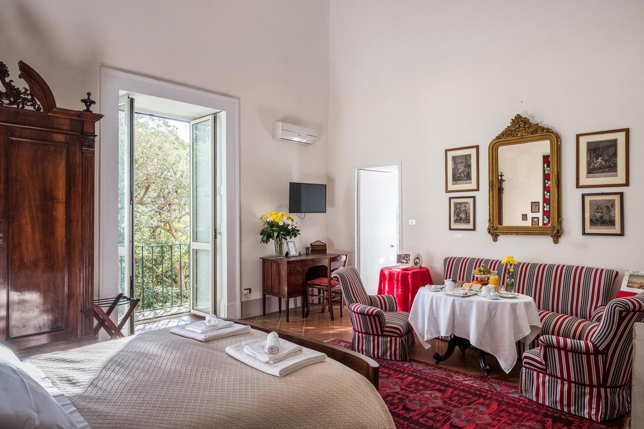 ليتشي Palazzo Bernardini Suites المظهر الخارجي الصورة