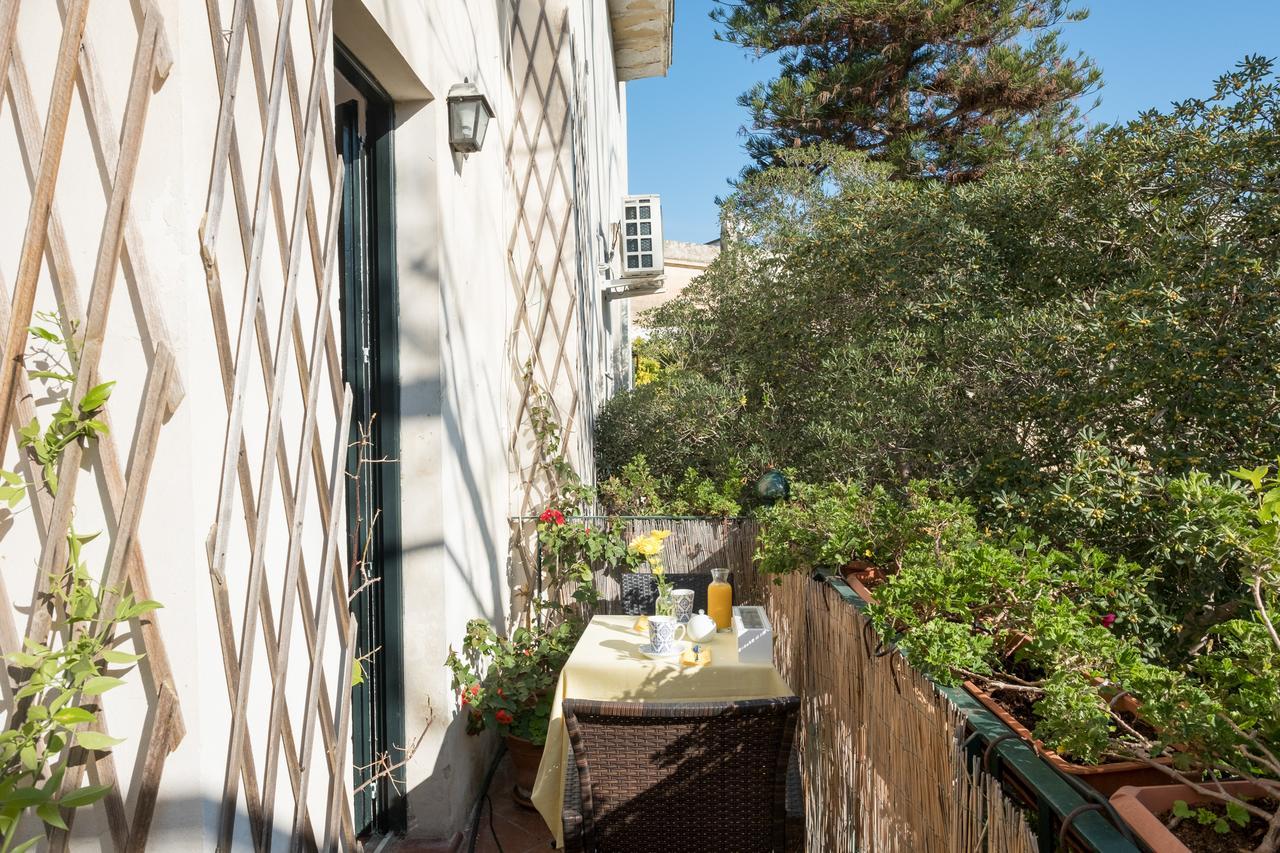 ليتشي Palazzo Bernardini Suites المظهر الخارجي الصورة